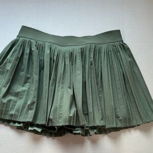 Lululemon high rise pleated tennis skirt Olive Green